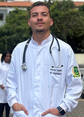 Muriel Ayalan de Oliveira Soares
